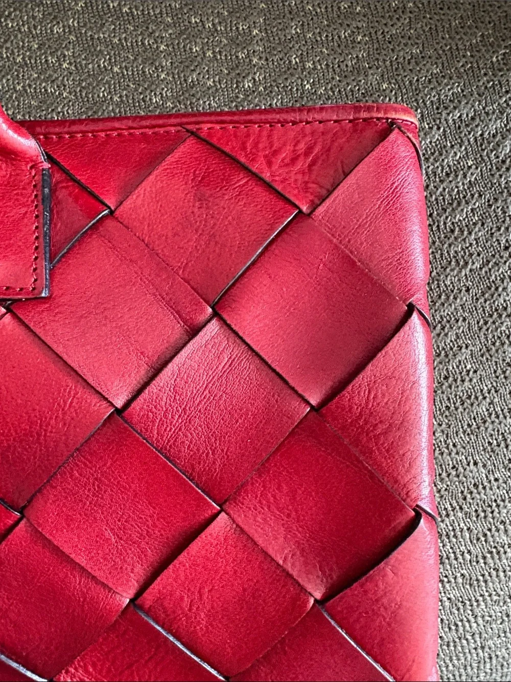 Vintage Wilson’s Woven Italian Leather Red Wine Shoulder Hand Bag Tote Pelle